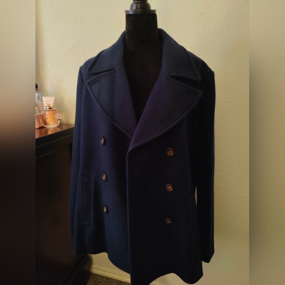 Navy blue pea coat Size XL